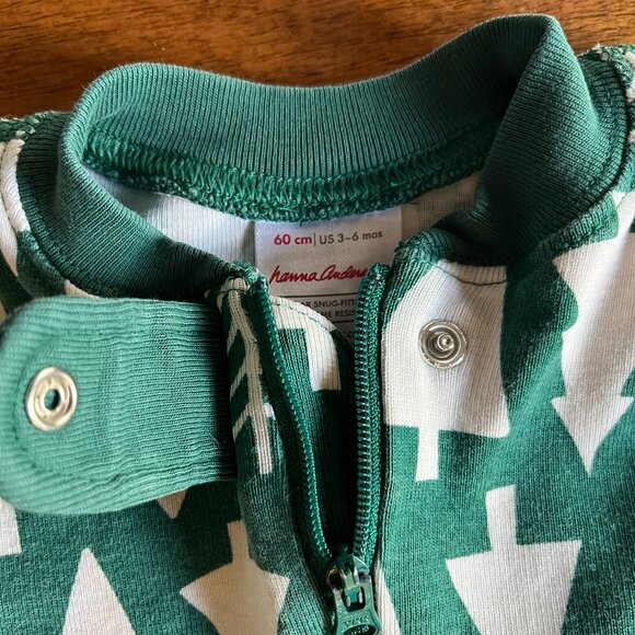 Hanna Andersson festive trees pajamas 60 - Picture 3 of 12